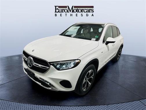 2025 Mercedes-Benz GLC 350e Base
