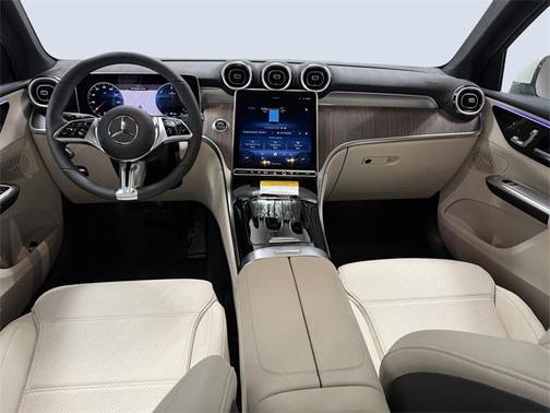 2025 Mercedes-Benz GLC 350e Base