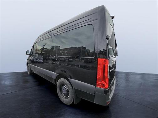 2025 Mercedes-Benz Sprinter 2500 Standard Roof