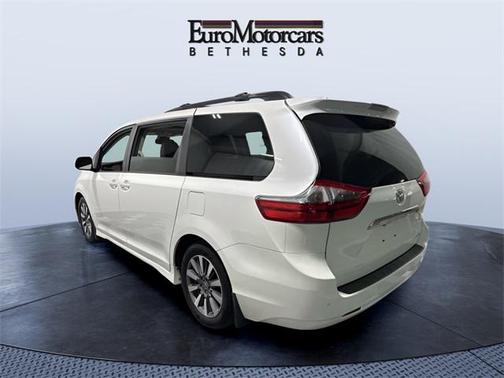 2020 Toyota Sienna Limited Premium