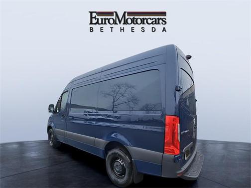 2025 Mercedes-Benz Sprinter 2500 Standard Roof