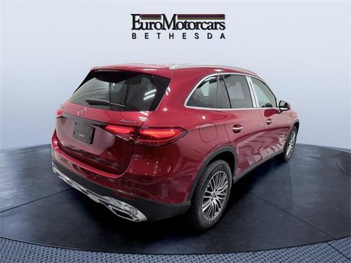 2026 Mercedes-Benz GLC 300 4MATIC