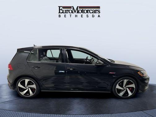 Deep Black 2020 Volkswagen Golf GTI 2.0T SE DSG