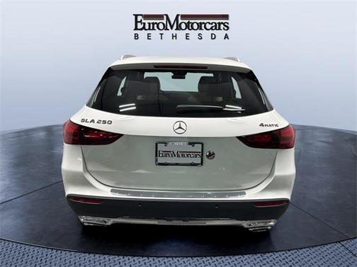 2025 Mercedes-Benz GLA 250 4MATIC