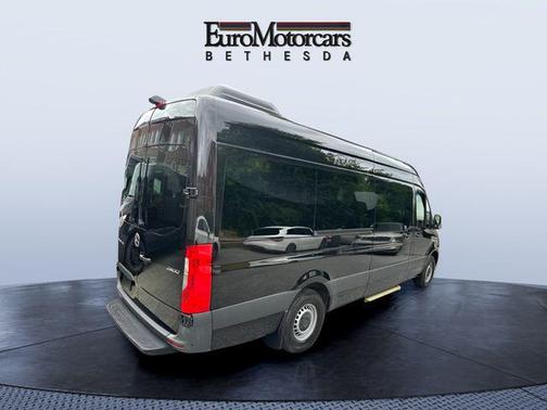 Obsidian Black Metallic 2022 Mercedes-Benz Sprinter 2500 High Roof