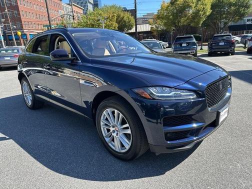2019 Jaguar F-PACE 30t Prestige
