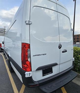 2025 Mercedes-Benz Sprinter 2500 High Roof