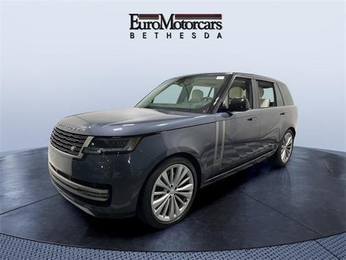 2024 Land Rover Range Rover SE