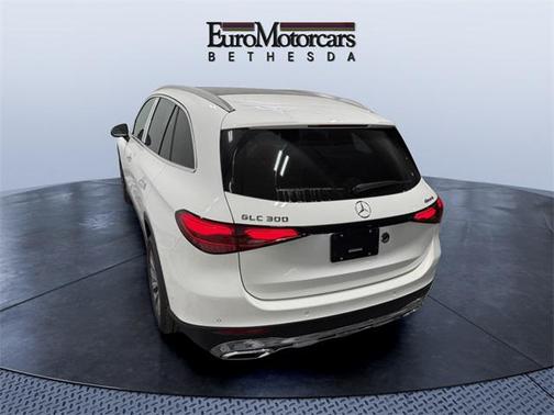 2025 Mercedes-Benz GLC 300 4MATIC