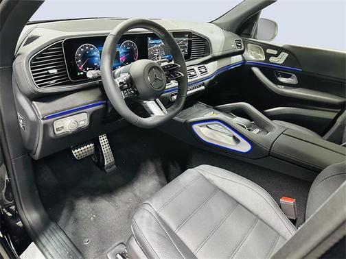 2025 Mercedes-Benz GLS 580 4MATIC