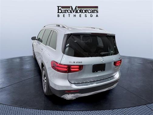 2025 Mercedes-Benz GLB 250 4MATIC