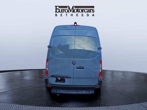 2026 Mercedes-Benz Sprinter 2500 Cargo 144 WB