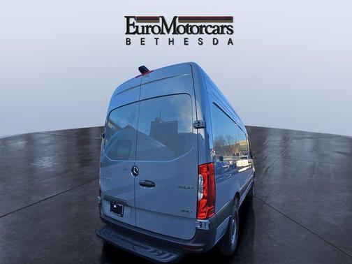 2026 Mercedes-Benz Sprinter 2500 Cargo 144 WB