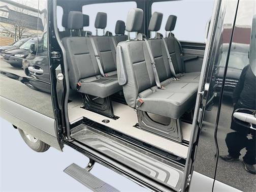 2024 Mercedes-Benz Sprinter 2500 Standard Roof