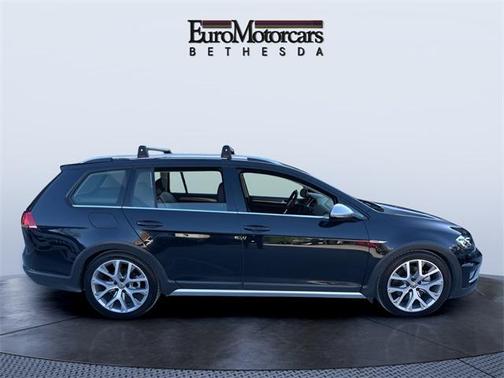 2017 Volkswagen Golf Alltrack TSI SEL