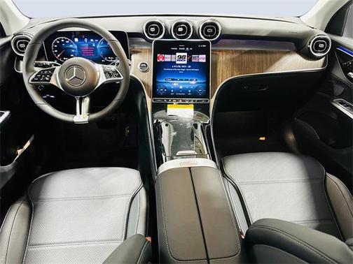2025 Mercedes-Benz GLC 350e Base