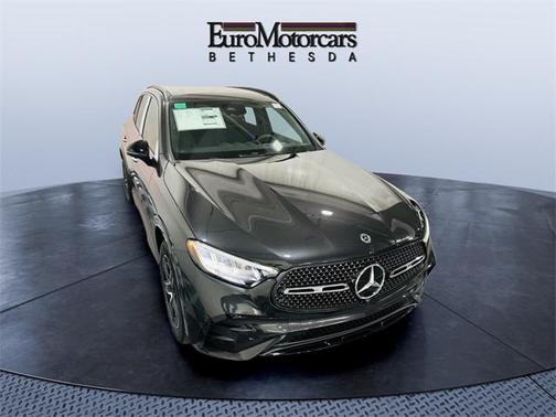 2025 Mercedes-Benz GLC 300 4MATIC
