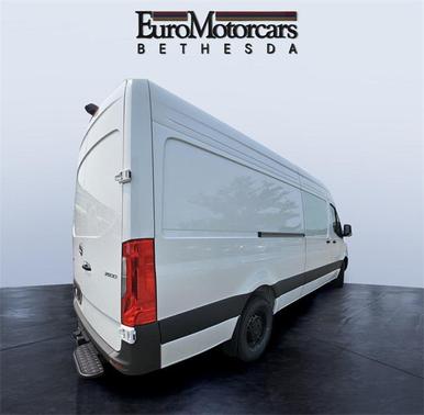 2025 Mercedes-Benz Sprinter 2500 High Roof