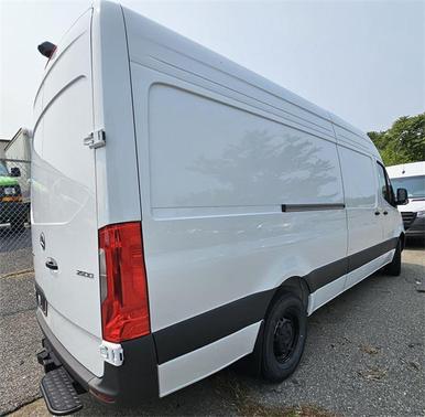 2025 Mercedes-Benz Sprinter 2500 High Roof