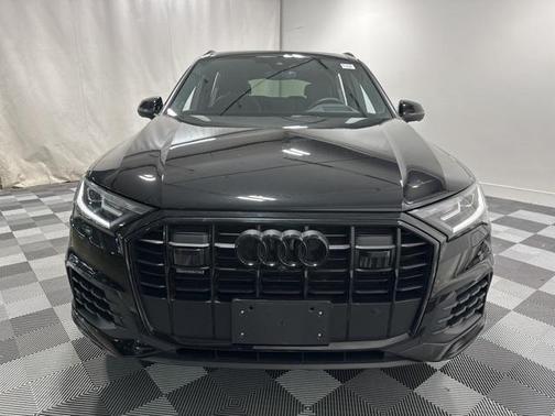 2023 Audi Q7 55 Prestige