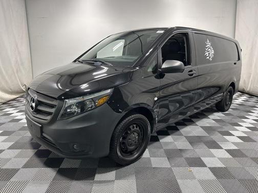 2020 Mercedes-Benz Metris Base