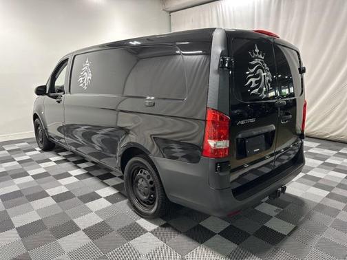 2020 Mercedes-Benz Metris Base