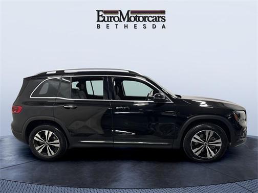 2025 Mercedes-Benz GLB 250 4MATIC