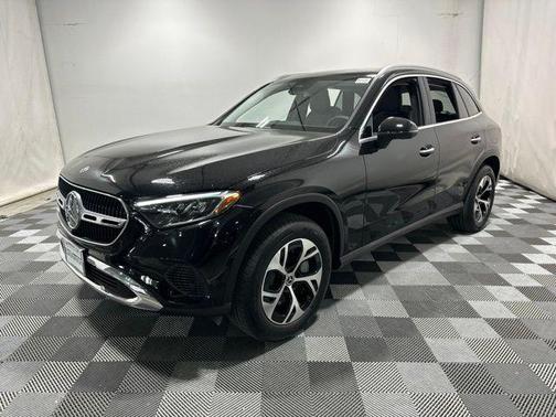 Black 2025 Mercedes-Benz GLC 350e Base