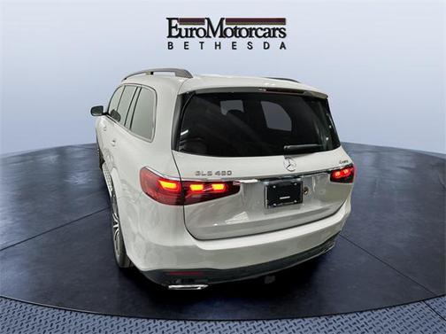 2025 Mercedes-Benz GLS 450 4MATIC