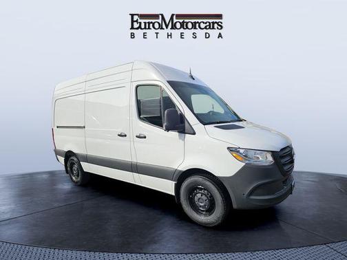 2026 Mercedes-Benz Sprinter 2500 Cargo 144 WB