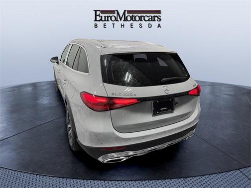 2025 Mercedes-Benz GLC 350e Base