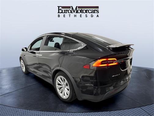 2017 Tesla Model X 90D
