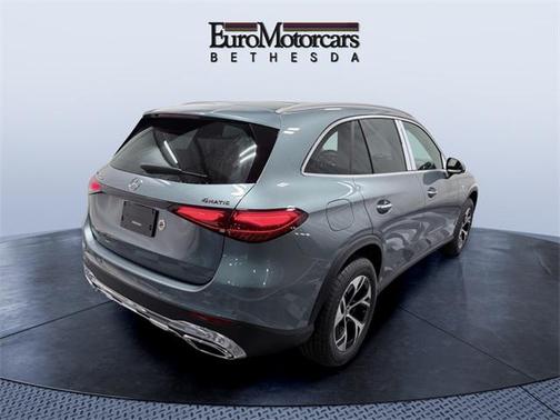 2025 Mercedes-Benz GLC 350e Base