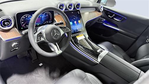 2025 Mercedes-Benz GLC 350e Base