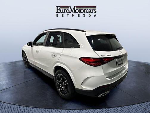 Polar White 2026 Mercedes-Benz GLC 300 4MATIC
