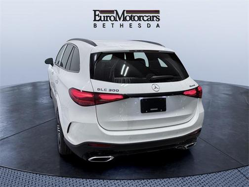 2025 Mercedes-Benz GLC 300 4MATIC