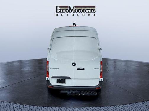 Arctic White 2026 Mercedes-Benz Sprinter 2500 Cargo 170 WB