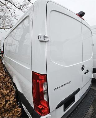2025 Mercedes-Benz Sprinter 2500 Standard Roof