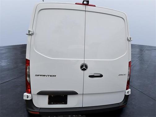 2025 Mercedes-Benz Sprinter 2500 Standard Roof