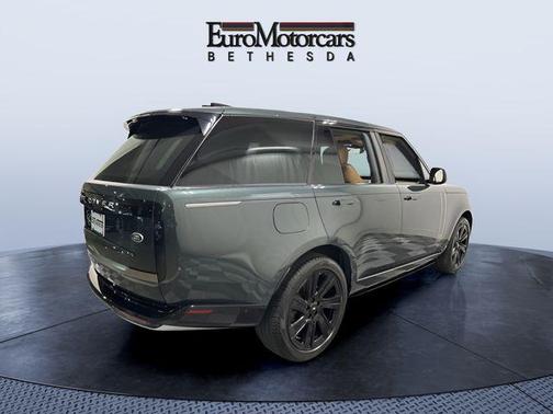 Gray 2023 Land Rover Range Rover SE
