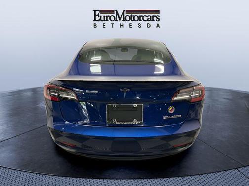 Blue 2022 Tesla Model 3 Performance
