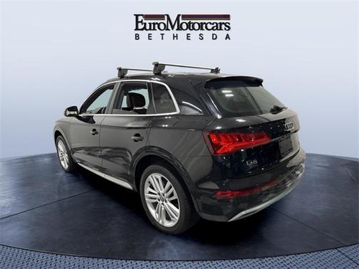 2020 Audi Q5 45 Premium Plus