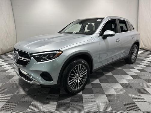 2025 Mercedes-Benz GLC 300 4MATIC