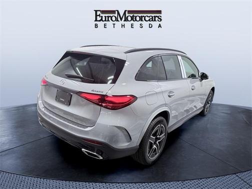 2026 Mercedes-Benz GLC 300 4MATIC
