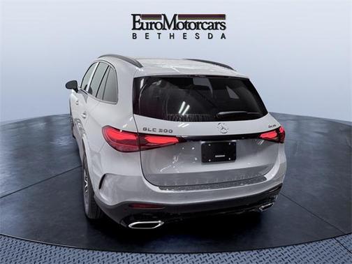 2026 Mercedes-Benz GLC 300 4MATIC