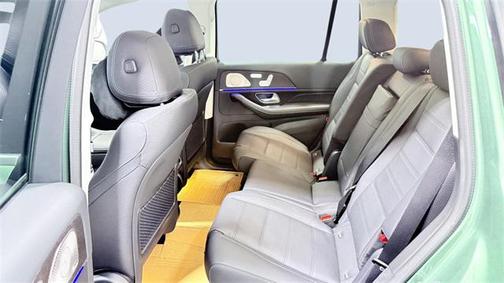 2026 Mercedes-Benz GLS 450 4MATIC
