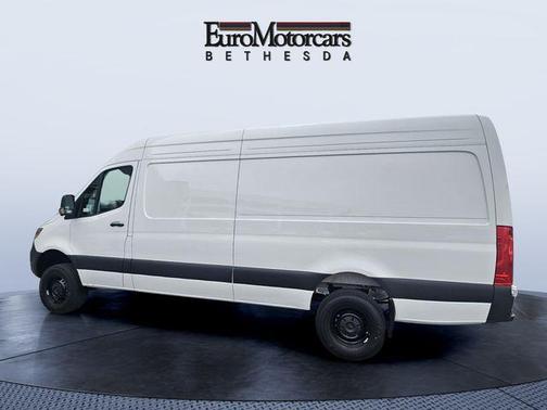 2026 Mercedes-Benz Sprinter 2500 Cargo 170 WB
