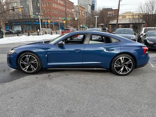 2022 Audi e-tron GT Prestige