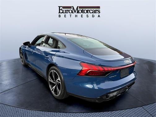 2022 Audi e-tron GT Prestige