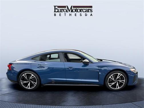 2022 Audi e-tron GT Prestige